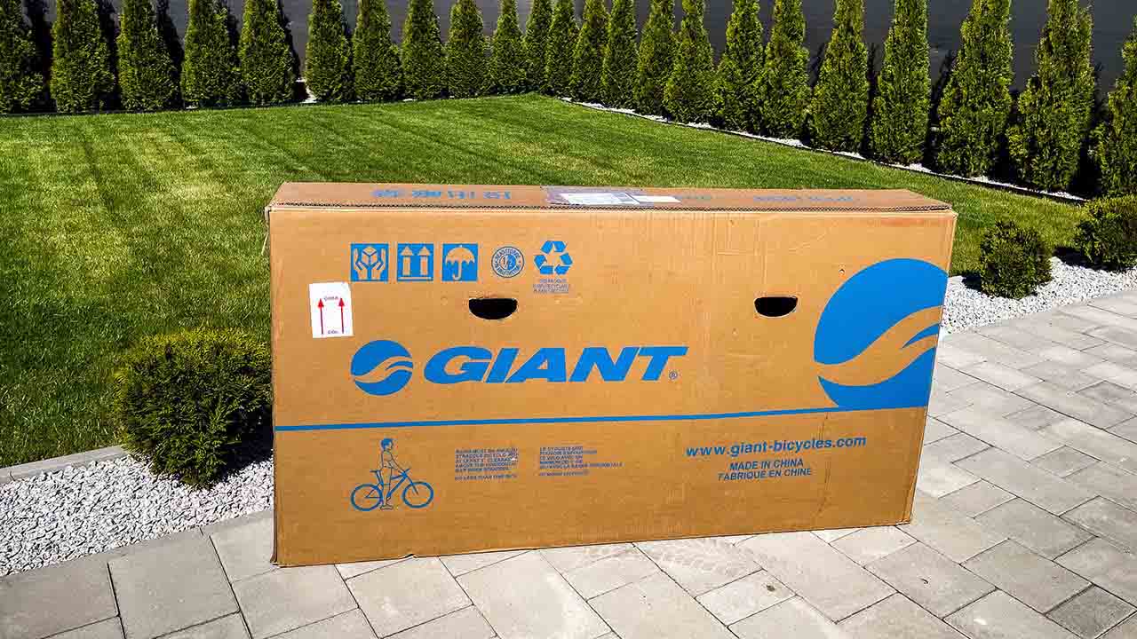 Paczka z rowerem Giant