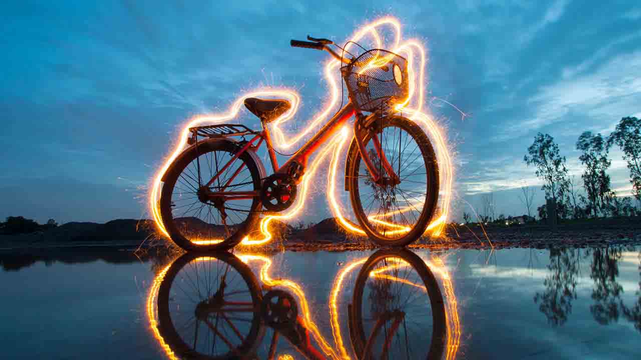 Oświetlony rower - light painting